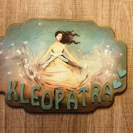 By Areti - Kleopatra Apartment